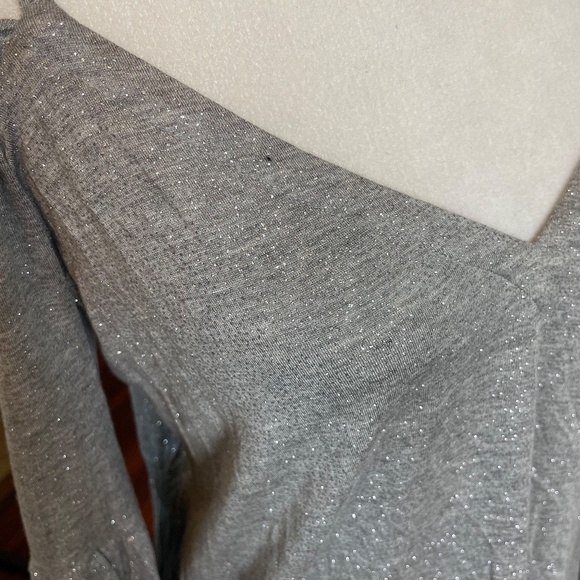 NWT - Chaser Silver Glitter Flounce Top Ruffle Sleeve, Size M - Picture 7 of 12